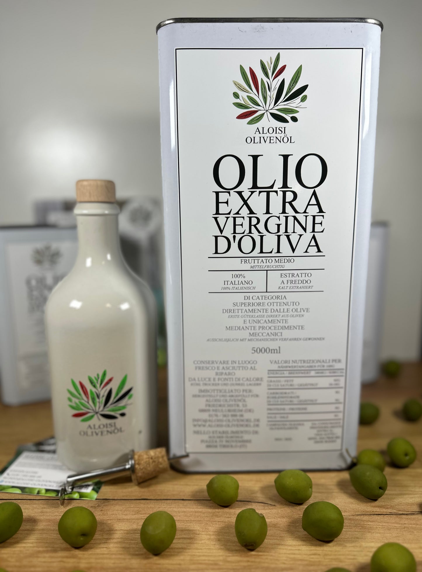 Ölflasche aus Steinzeug & Italienisches Olivenöl Extra Vergine – Kaltgepresst aus Kalabrien (5 l)